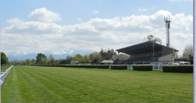 Triplete español en Tarbes