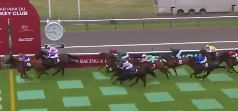 CONSTITUTION RIVER encabeza el 1-2-3 del Ballydolyle en el Prix du Jockey Club