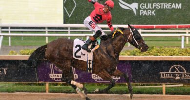 KERRY’S KISS sorprende a la favorita SIMPLY JOKING en el Princess Rooney
