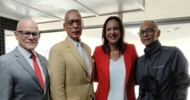 Regresa la “Emoción Hípica” a la radio en Venezuela Regresa la “Emoción Hípica” a la radio en Venezuela