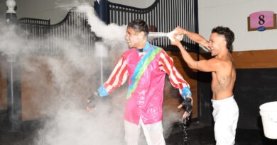 El aprendiz Félix Vásquez Jr. logra su primera victoria