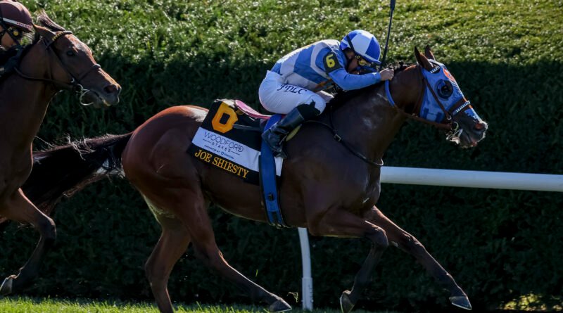 JOE SHIESTY se luce en el Woodford Stakes