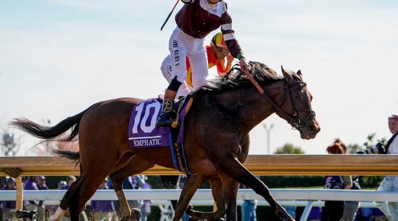 EMPHATIC se mantiene invicta tras la Breeders’ Cup Juvenile Fillies
