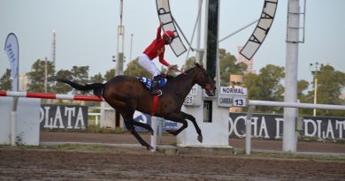 THE GLADIATOR’S HAT cautivó a todos con un triunfo enorme en el Dardo Rocha
