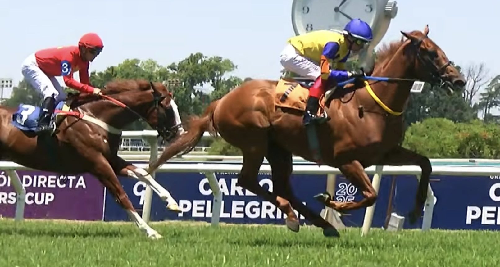 Dettori triunfa con su primer compromiso del día en Buenos Aires