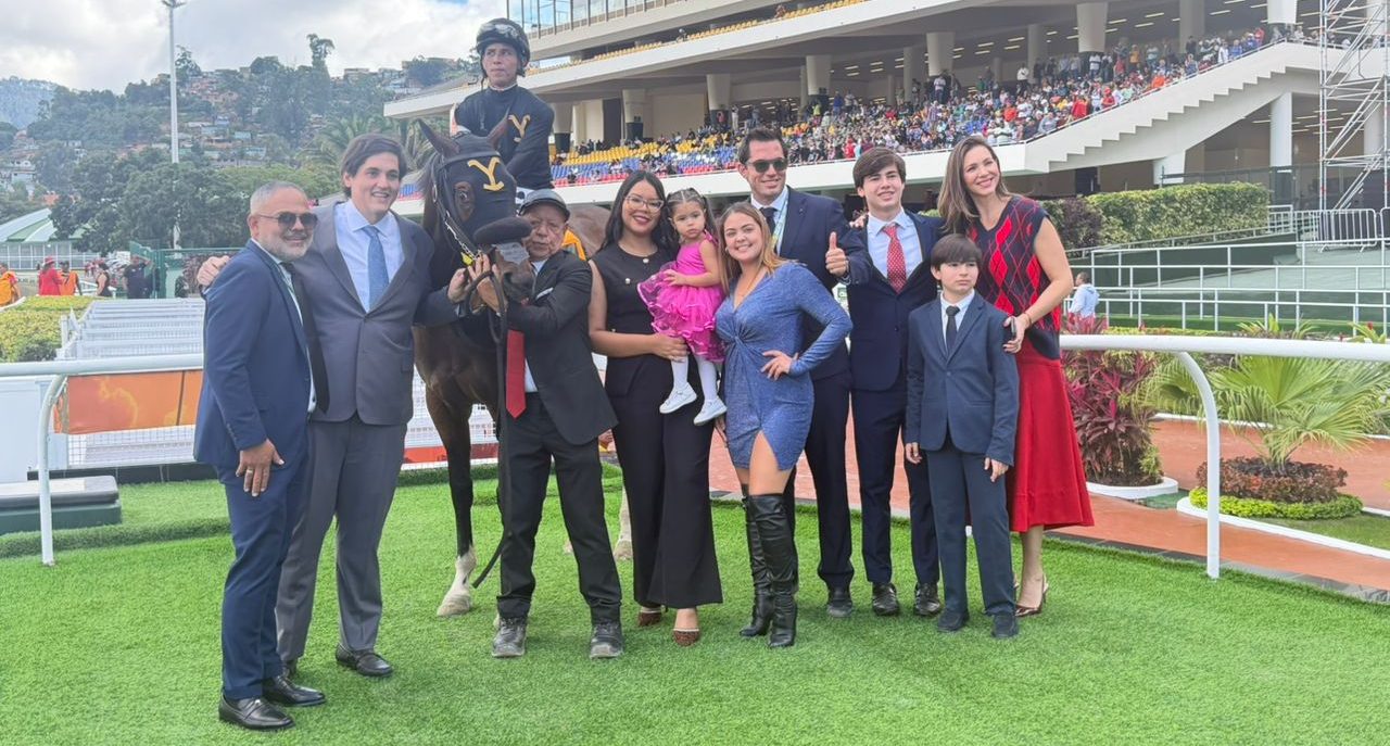 FLEET STREET retorna a la senda ganadora en el Clásico Balsamino Moreira