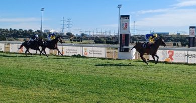 Janacek no pudo conseguir su victoria mil en la dominical del Gran Hipódromo de Andalucía