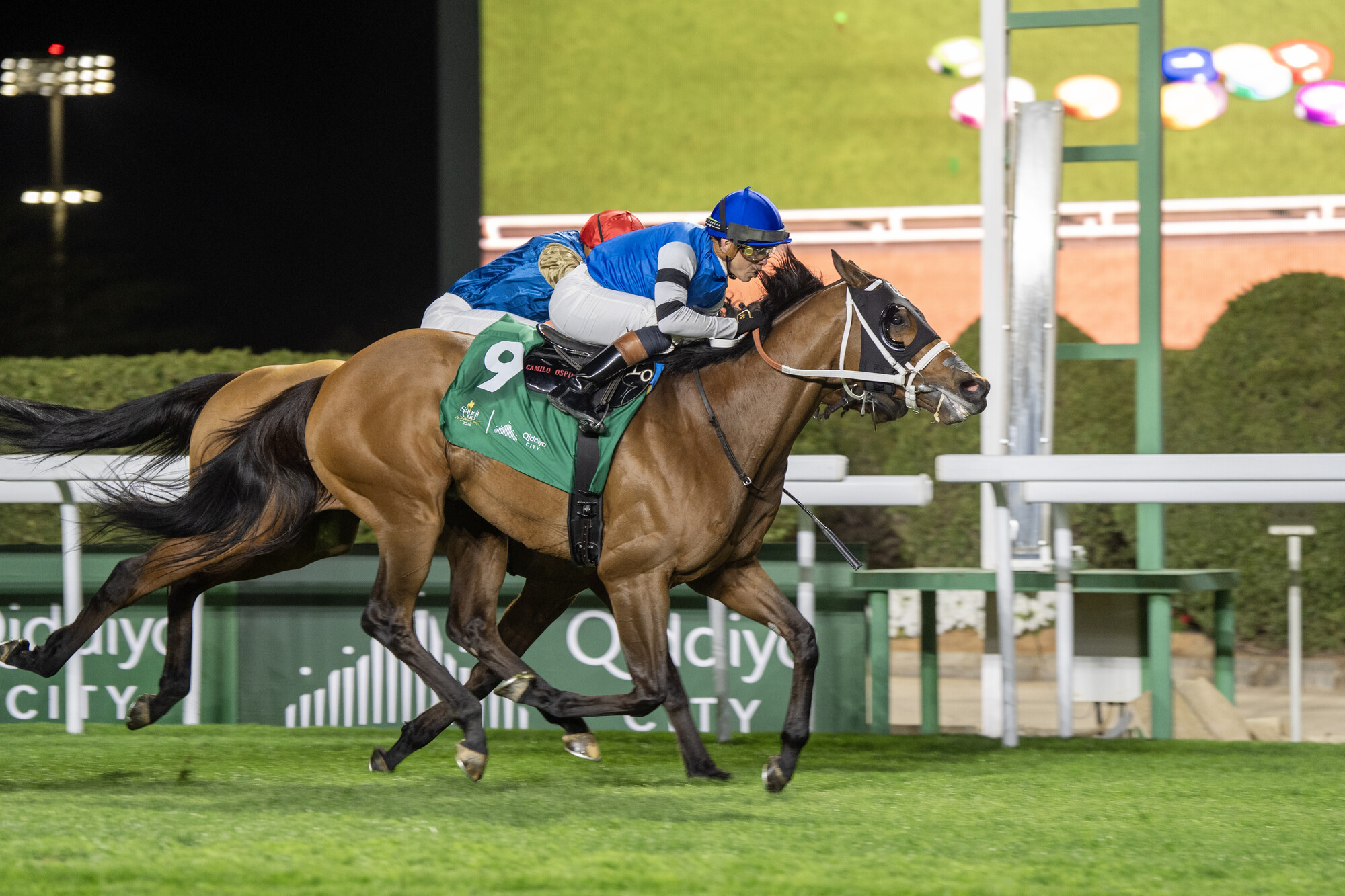 REEF RUNNER e Irad Ortíz Jr. se alzan con el 1351 Turf Sprint