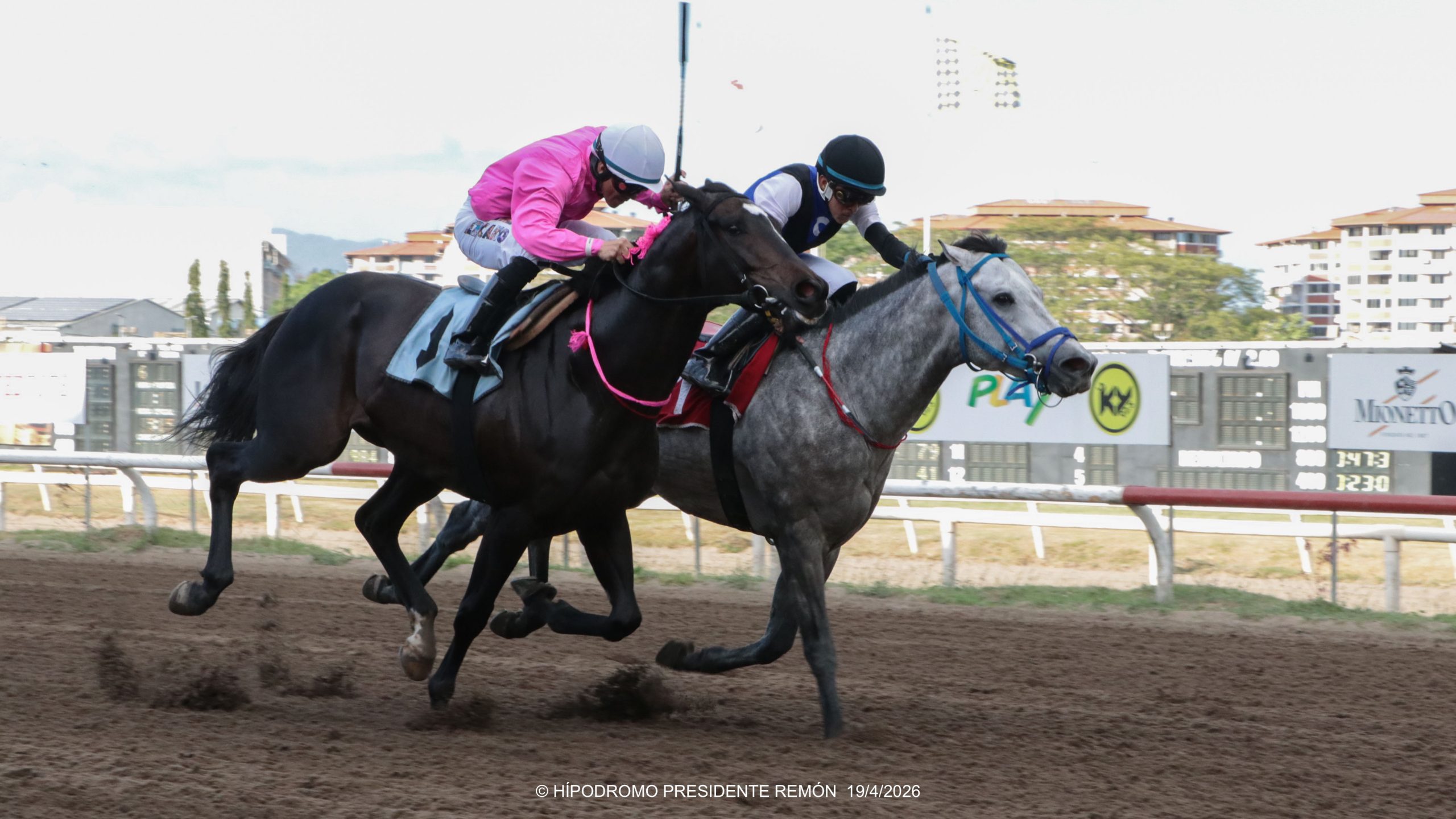 ADAGE se impone por nariz en un duelo electrizante en el Clásico Franciso Arias Paredes y Alberto Arias Espinosa