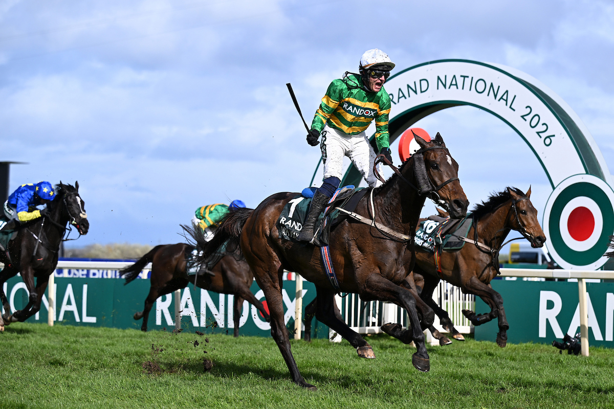 I AM MAXIMUS emula a RED RUM con su segundo Grand National